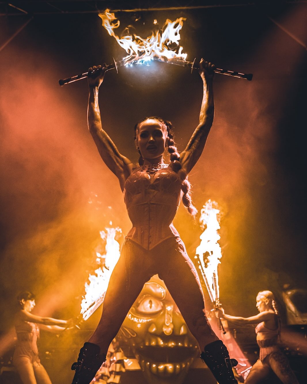 Fire Juggling Sword (Ohnivý Žonglovací Nůž) Gora